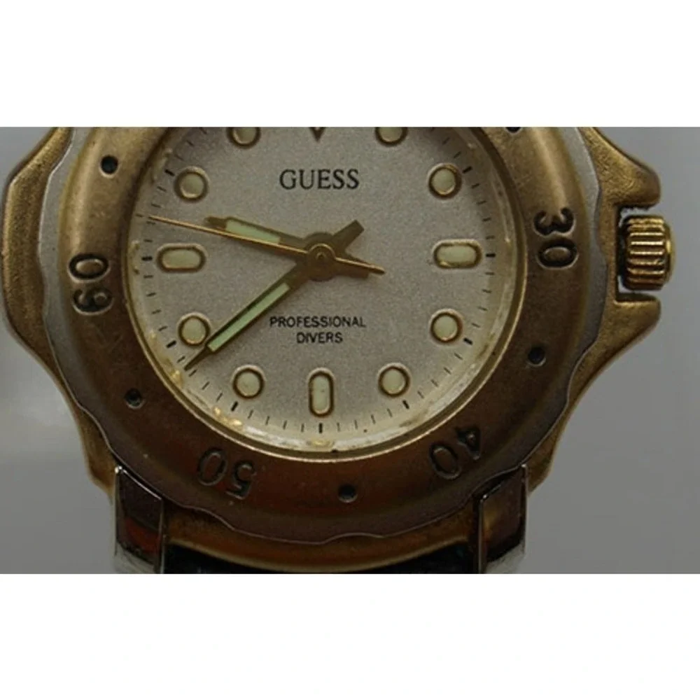 Women Guess Professional Divers‎ Quartz WR Analog Watch